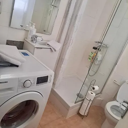 招待所 Grupos Hasta 8 En Plena Rambla De Cataluna