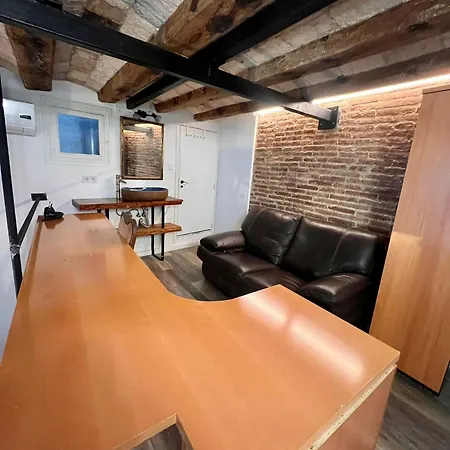 Guest house Grupos Hasta 8 En Plena Rambla De Cataluna Barcelona