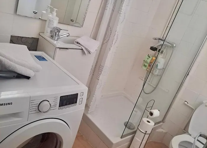 Gasthof Grupos Hasta 8 En Plena Rambla De Cataluna